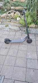 elektrická kolobežka Ninebot KickScooter ES2