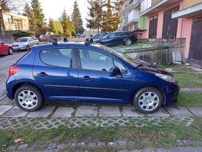 Peugeot 207 1,4 E benzín r.v.2008 170 146 km