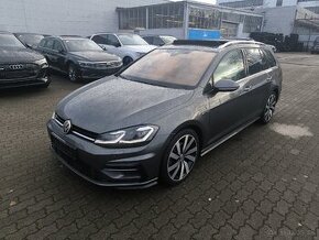 Volkswagen Golf R-line DSG panoráma full led Virtual Cocpit