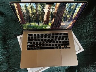 Macbook Air 15" M3 24GB RAM 1TB SSD strieborny