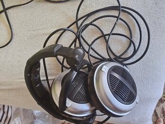 predam funkcne beyerdynamic sluchadla DT 860