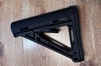 Predám pažbu na AR-15 MAGPUL MOE® CARBINE STOCK (MIL-SPE