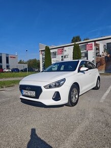 Hyundai i30 CW T-GDi Comfort, 110 koní, super stav