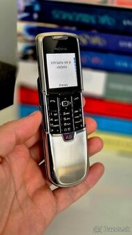 NOKIA 8800 SILVER TOP STAV AKO NOVÝ - BEZ ŠKRABANCA TOP