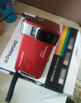 Polaroid iX 2020N