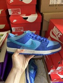 Nike SB Dunk Low Blue Raspberry