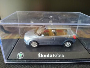 1/43  Skoda fabia 2 - 1