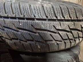 Zimné pneumatiky 215/70R16