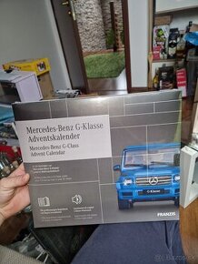 Mercedes-benz g-klasse 1:43 adventný kalendar