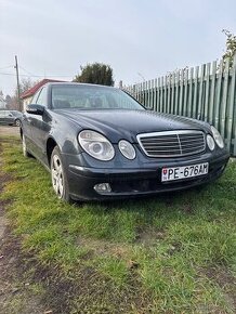 Mercedes benz E220