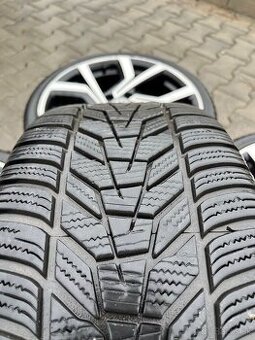 HANKOOK Winter icept evo3 225/35 R19 88W XL W330