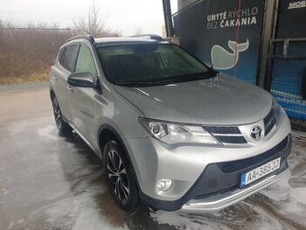 PREDAM TOYOTA RAV4....2.2DIESEL/110KW...2015/11