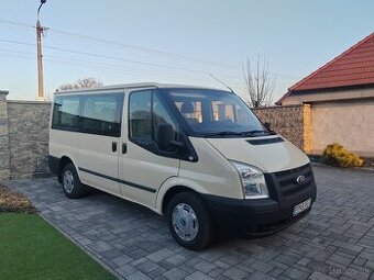 Ford Transit 9 miest