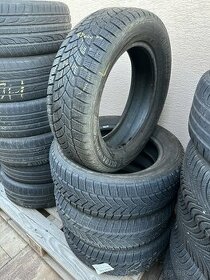 215/60 R 17 Goodyear zimné pneu