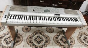 Yamaha DGX-500 Portable Grand