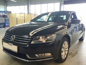 Volkswagen Passat B7 2.0 TDI Comfortline BlueMotion - 1