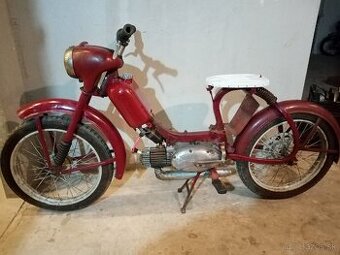 Jawa 550 Paŕez