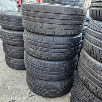 225/40 r18 Bridgestone