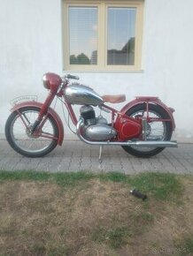 Jawa 250 Pérák