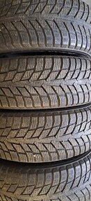 Predám 4ks jazdené zimné 235/65r16C Nokian na dodávku