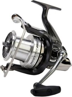 Predam 2 navijaky Daiwa Windcast X5000 + 2 nahradne cievky