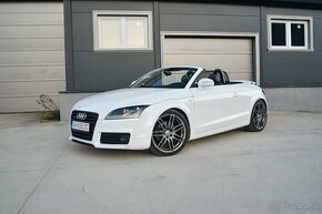 Audi TT Roadster 2.0 TDI QUATTRO - 1