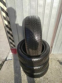 Predám 4ks zimné pneu.185/55R15 sailun dezen 7,4mm