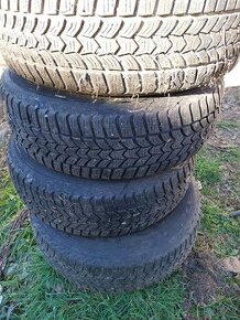 Zimne pneu 195/65r 15 .Fiat stilo multijet.