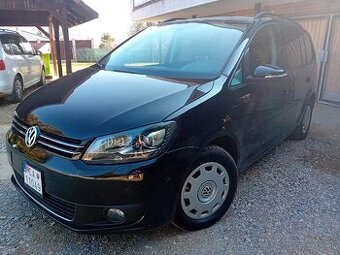 VW TOURAN 1.6 TDI - BMT , BI - XENÓN , NAVI, KAMERA - 1