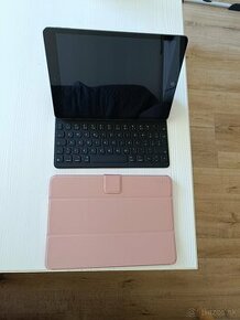 Apple iPad + Apple klávesnica + prúzdro - 1