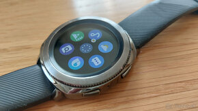 Samsung Gear sport - šikovné smart hodinky - 1