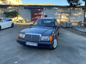 Mercedes W124 250D