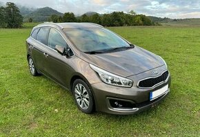 Kia Ceed SW 1,6 diesel, Platinum, 100kw, AT/7, r.v. 7/2016 - 1