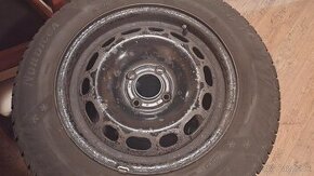 Zimne pneumatiky 195/65 r15 Peugeot/Citroen,najazdene 3000km - 1