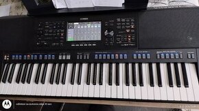 Yamaha Psr sx720