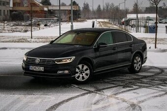 Volkswagen Passat 2.0 TDI BMT R-Line Highline DSG - 1