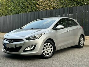 Hyundai i30 1.6 CRDI 81 kW - 1