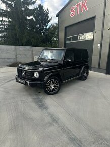 MERCEDES BENZ G500