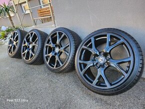 Zimne kolesa Honda Civic Type R 5x120 r19  235/35 r19