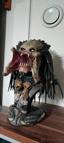 Wolf Predator Legendary Scale Bust by Sideshow Collectibles