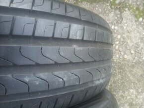 225/60r16, Pirelli P7