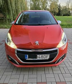 Peugeot 208 1.2 l najazdené 22000km - 1