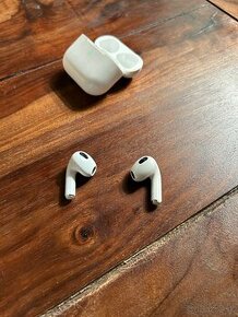 AirPods 3 generácia