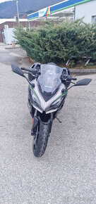 Kawasaki Ninja 1000 SX