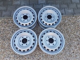 6x139,7 r16 plechové disky Hyundai H300, H1, i800, iMAx