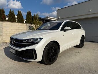 VW Tuareg 3.0tdi R-line