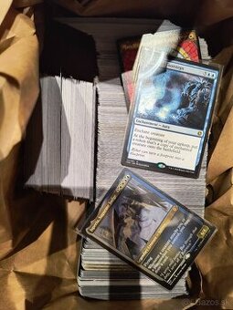 Magic the gathering (2000 kariet /min 8 Mythics)