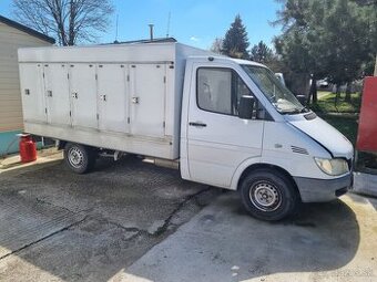 Mercedes - Benz Sprinter s mraziarenskou skriňou