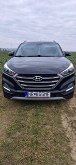 Hyundai Tucson - 1