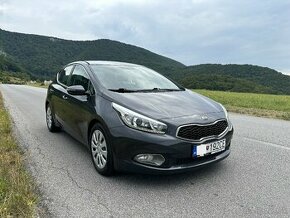 Kia Cee´d 1.6 GDI  ( benzín ) AUTOMAT Kúpené v SR 1.Majiteľ - 1